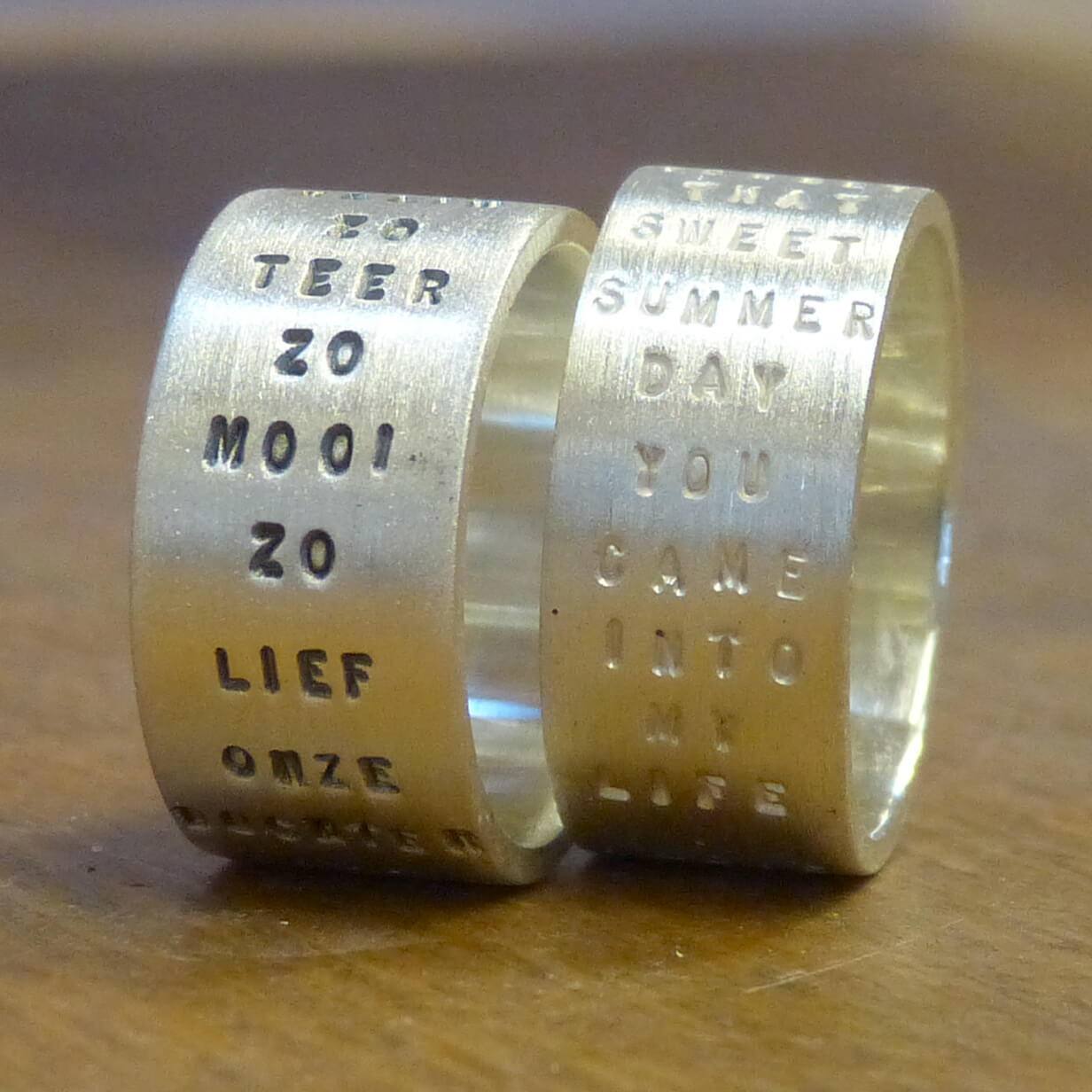 Tekst-Ring, woordenlijst, maximaal 20 woorden, zilver