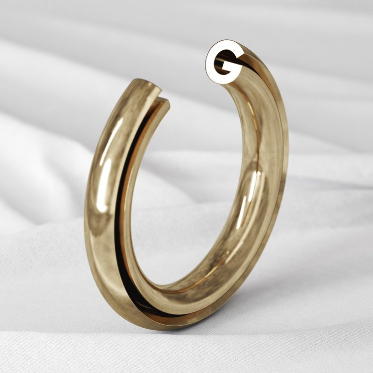Alfabet ring G